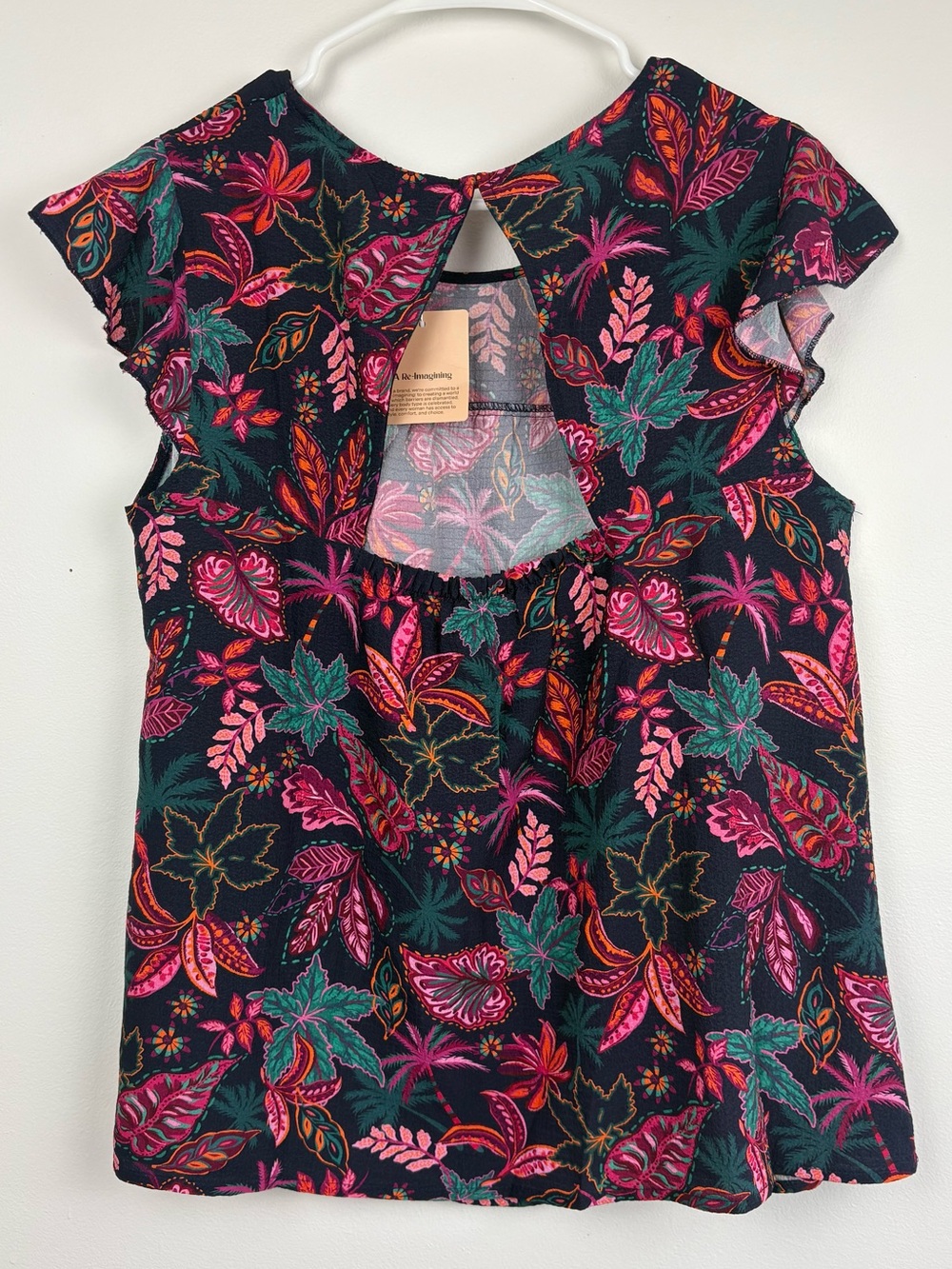 NWT BloomChic Tropical Print Flutter Sleeve Blouse Keyhole Size 12 Dark Tropical - Picture 5 of 9